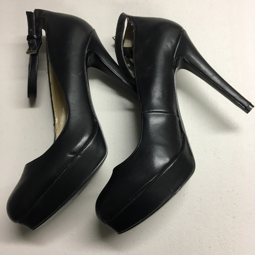 Guess New Black Ankle Strap 👠Heels